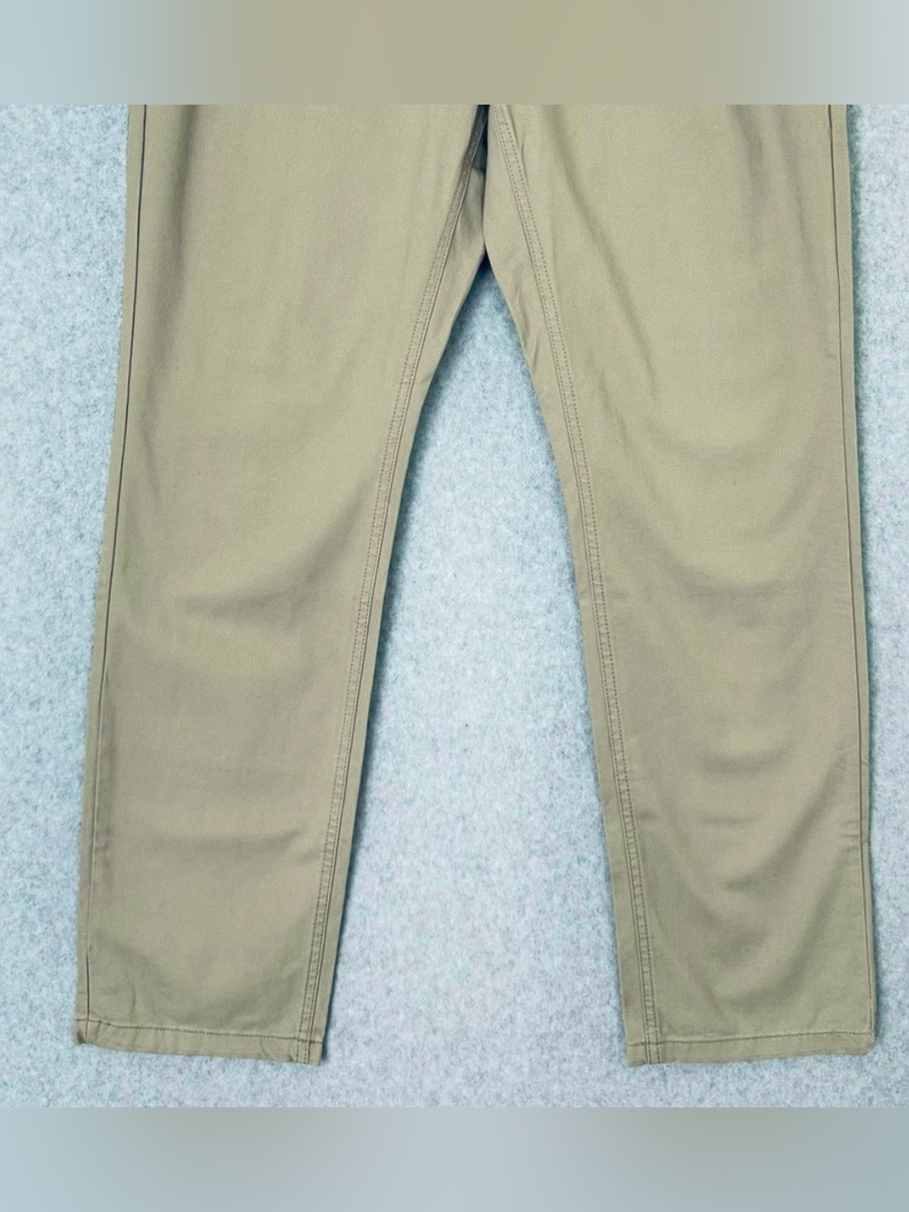Old Navy Mens Pants 38x32 Tan Khaki Lived in Chino Slim Uniform Non-Stretch - Picture 8 of 16